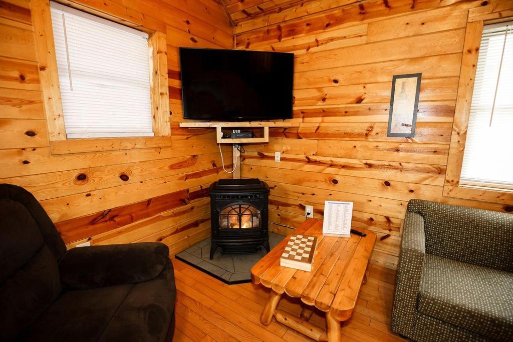 The Cabins At Pine Haven - Beckley Beaver Exteriér fotografie
