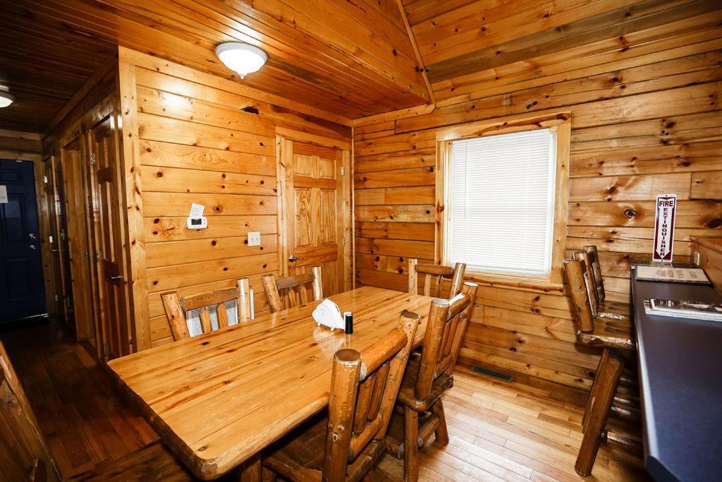 The Cabins At Pine Haven - Beckley Beaver Exteriér fotografie